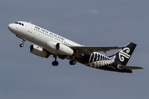 Air New Zealand Airbus A320-200 ZK-OJO at Kingsford Smith