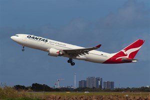 Qantas Airbus A330-200 VH-EBA at Kingsford Smith