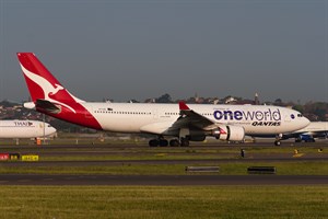 Qantas Airbus A330-200 VH-EBL at Kingsford Smith