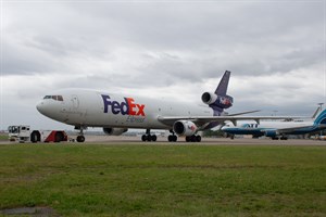 Federal Express McDonnell Douglas MD11 N624FE at Kingsford Smith