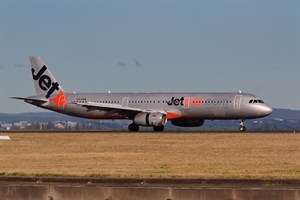 Jetstar Airways Airbus A321-200 VH-VWW at Kingsford Smith