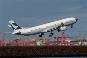 Cathay Pacific Airways Airbus A330-300 B-LAK at Kingsford Smith