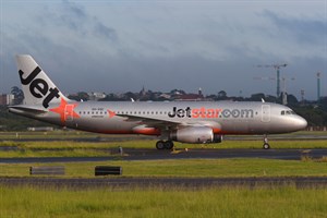Jetstar Airways Airbus A320-200 VH-VQC at Kingsford Smith