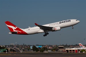 Qantas Airbus A330-200 VH-EBP at Kingsford Smith
