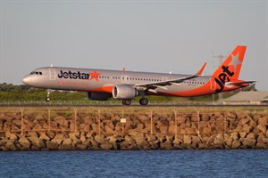 Jetstar Airways Airbus A321NEO-200LR VH-OFV at Kingsford Smith