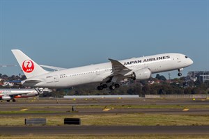 Japan Airlines Boeing 787-900 JA861J at Kingsford Smith